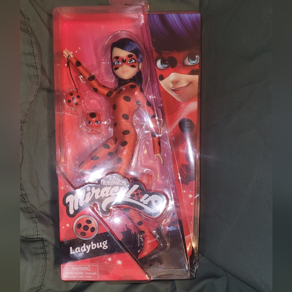 Miraculous Ladybug Fashion Doll - Toy
